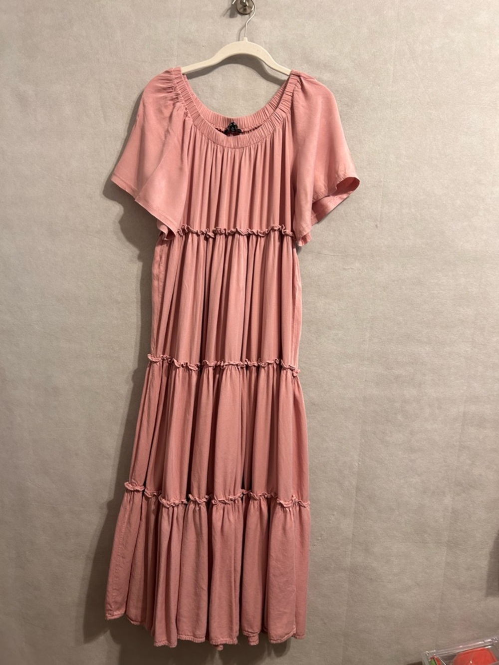 Fore Women's Tiered Maxi  Dusty Pink size small boho Romantic feminine dress